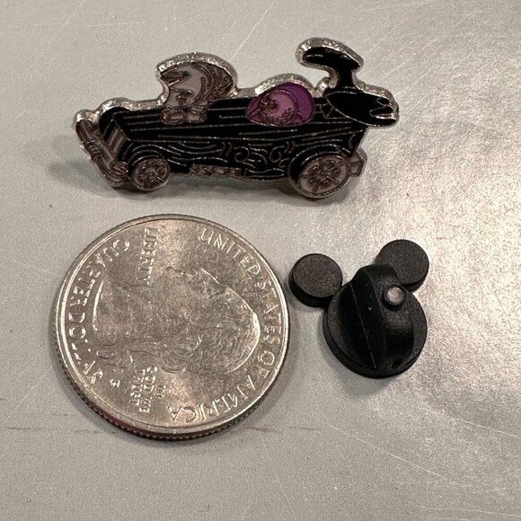 Disney Jack Skellington Nightmare Christmas Racer Car Trading Pin 2017 Badge - Picture 6 of 7